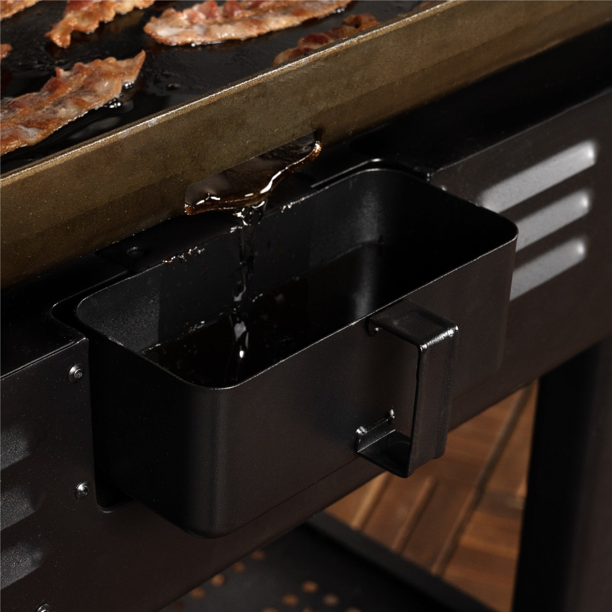 36-omnivore-griddle-with-hood-8528685.jpg