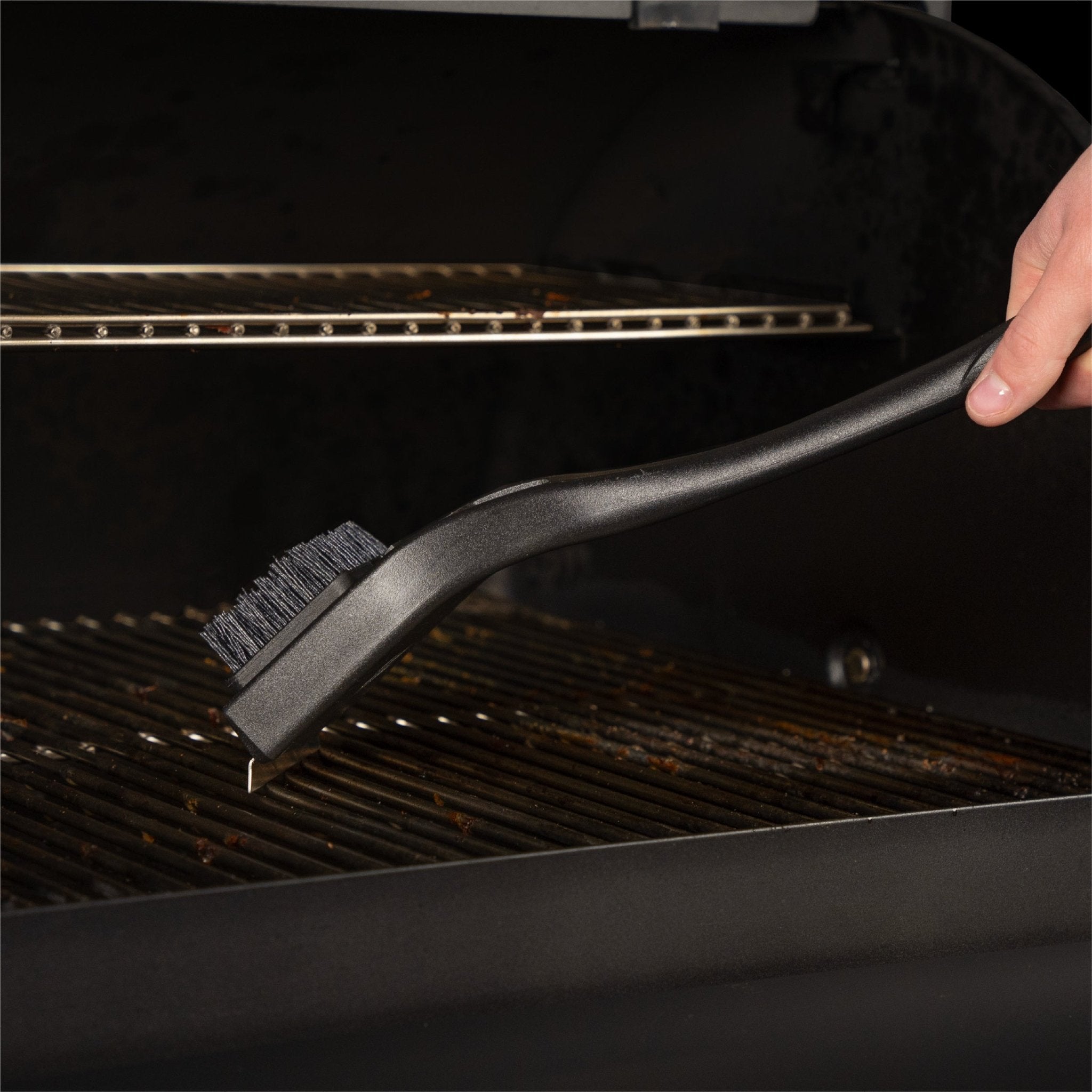 pellet-grill-cleaning-kit-9636282.jpg