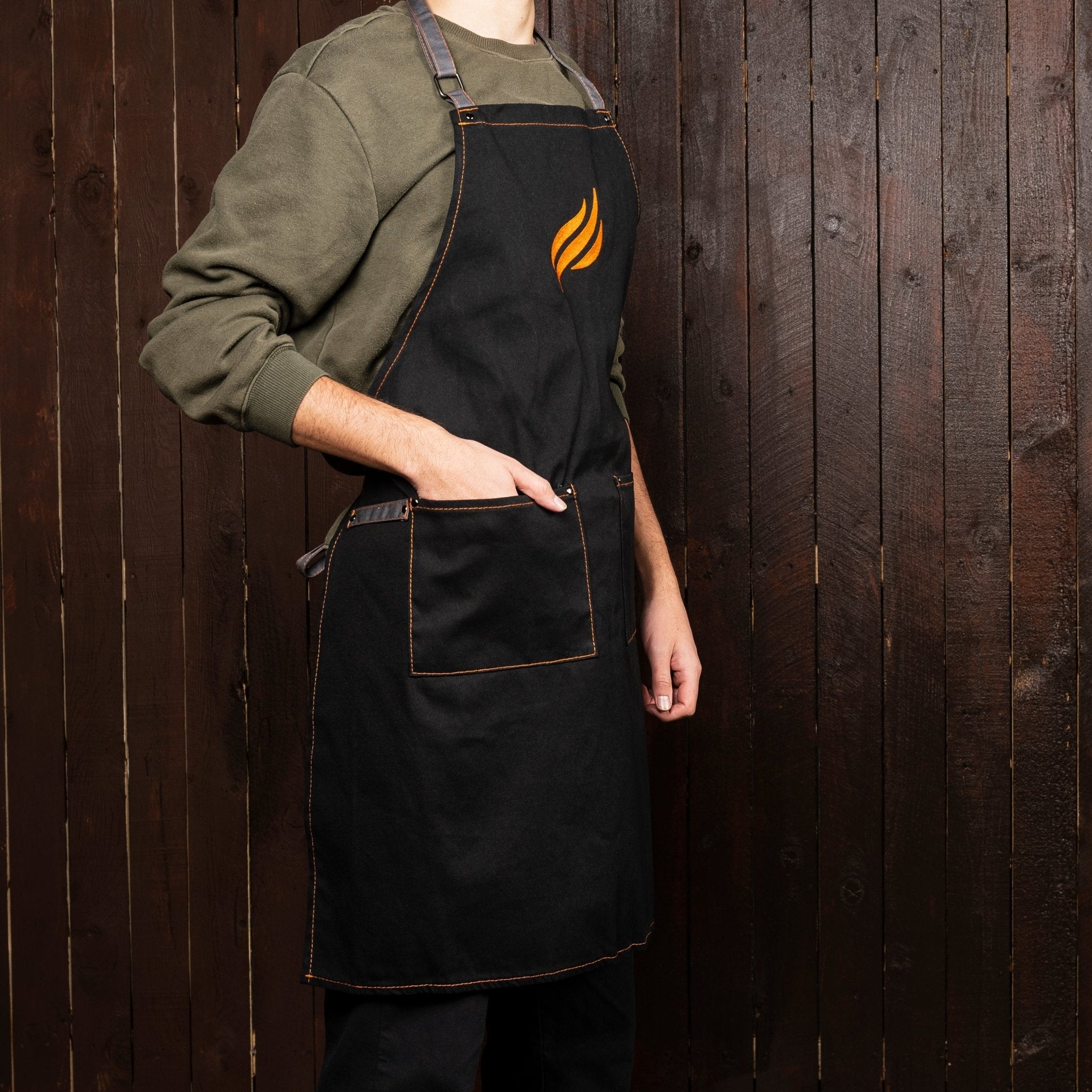 utility-apron-2408161.jpg